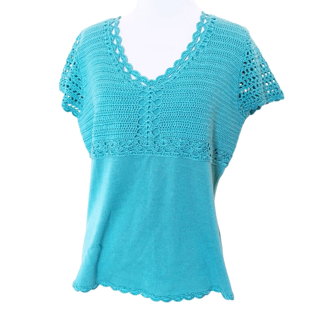 R.Q.T. Y2K Teal Blue Crochet Short Sleeve Vacay Summer Top Blouse Womens NWT